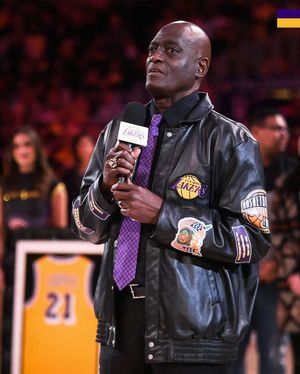 Image post by @hoophall on Instagram