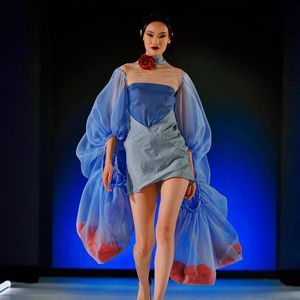 Image post by @runway7fashion on Instagram