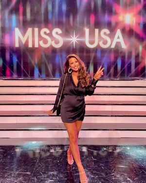 Image post by @realniasanchez on Instagram