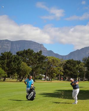 Image post by @alexknappegolf on Instagram