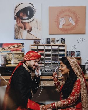 Image post by @thismodernlovephoto on Instagram
