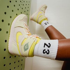 Image post by @madeforthew on Instagram