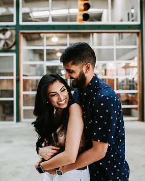 Image post by @thismodernlovephoto on Instagram