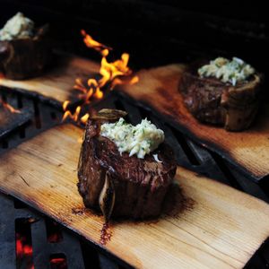Image post by @kalamazoogrills on Instagram