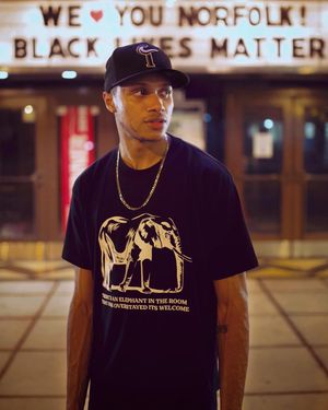 Image post by @demelbolden on Instagram