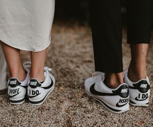 Image post by @theknot on Instagram