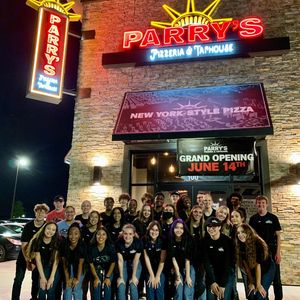 Image post by @parryspizza on Instagram
