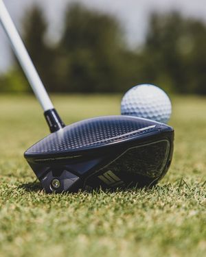 Image post by @taylormade_golf_japan on Instagram