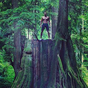 Image post by @evanderkane on Instagram