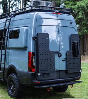 Image post by @owl.van.engineering on Instagram
