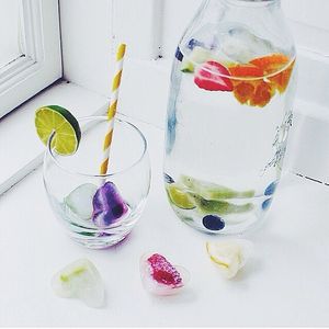 Image post by @oi_glass on Instagram