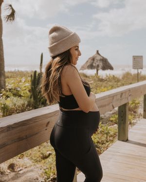 Image post by @belowthesamesun on Instagram