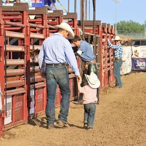 Image post by @mandanrodeo on Instagram