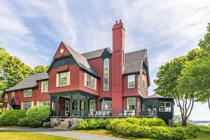 Image post by @christiesrealestate on Instagram