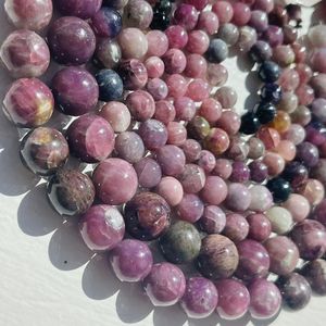 Image post by @beadcache on Instagram