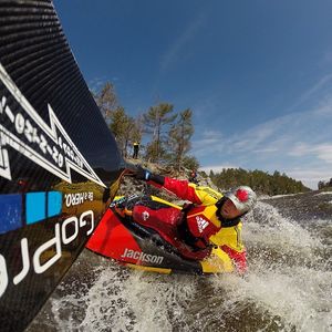 Image post by @nicktroutmankayak on Instagram
