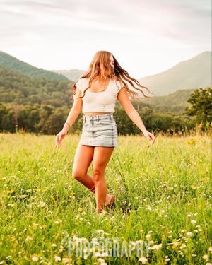 Image post by @kylie.schepers.photography on Instagram