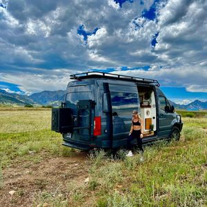 Image post by @owl.van.engineering on Instagram