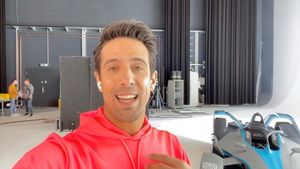 Image post by @lucasdigrassi on Instagram