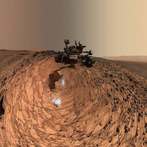 Image post by @nasaartemis on Instagram