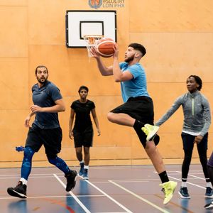 Image post by @ldnphoenixbball on Instagram