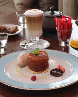 Image post by @hotelmadero on Instagram