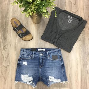 Image post by @shopoutoftown on Instagram