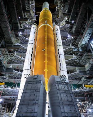 Image post by @nasaartemis on Instagram