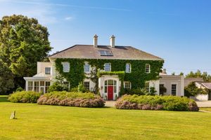 Image post by @christiesrealestate on Instagram