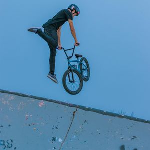 Image post by @outsideoptix on Instagram