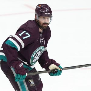 Image post by @geargeekhockey on Instagram