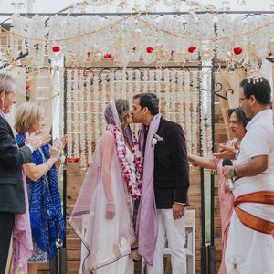 Image post by @theknot on Instagram