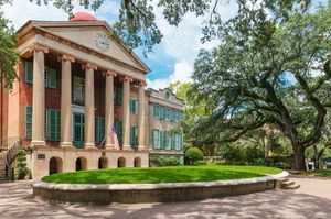 Image post by @collegeofcharleston on Instagram