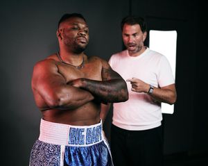 Image post by @MatchroomBoxing on Twitter/X