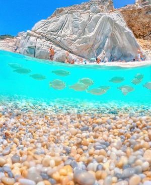 Image post by @travelgardi on Instagram