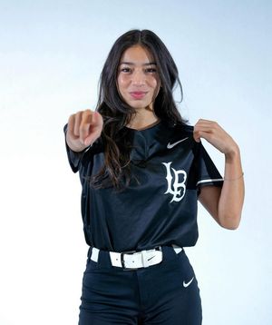 Image post by @lbsusoftball on Instagram