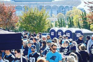 Image post by @roaringriot on Instagram