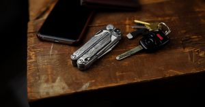 Image post by @leathermantools on Instagram
