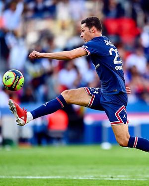 Image post by @psg on Instagram