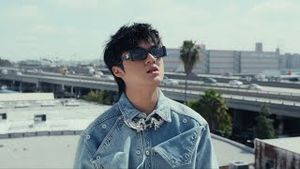 Video post by @88rising on YouTube