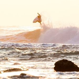 Image post by @wsl.qs on Instagram