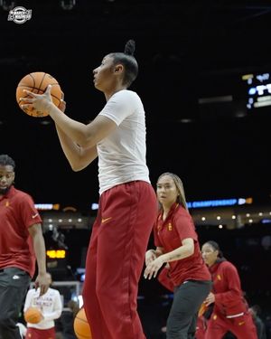 Image post by @marchmadnesswbb on Instagram