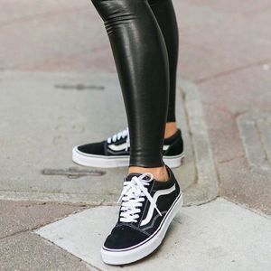Image post by @dsw on Instagram