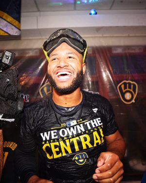 Image post by @MLBVenezuela on Twitter/X
