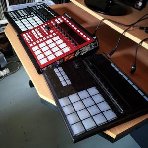 Image post by @bagoftrix on Instagram