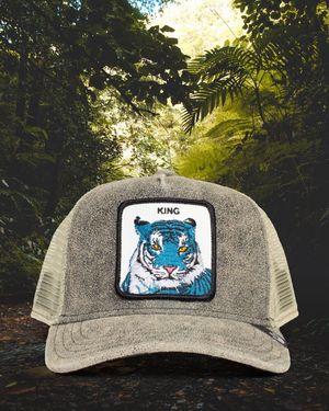 Image post by @goorinbros on Instagram