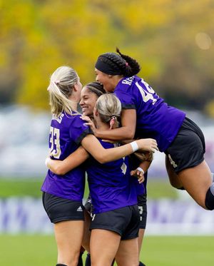 Image post by @uwathletics on Instagram