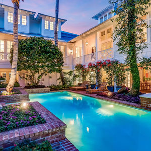Image post by @christiesrealestate on Instagram