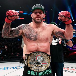 Image post by @bellatormma on Instagram
