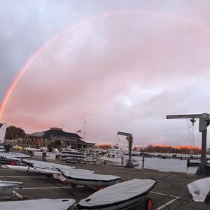 Image post by @yalesailing on Instagram
